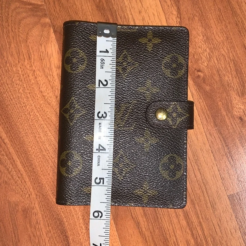 Authentic Louis Vuitton Small Ring Agenda Cover